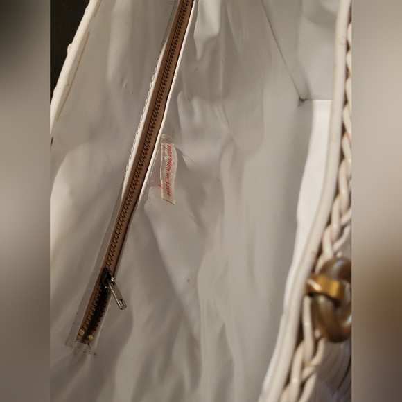 Vintage 60s Large White Woven 2 Handled Tote - Picture 7 of 11